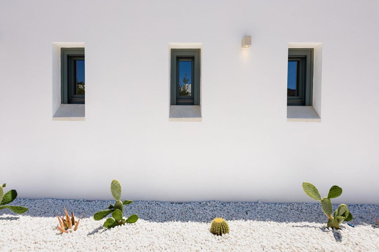 Villa Complex White And Rocks Páros Exterior foto