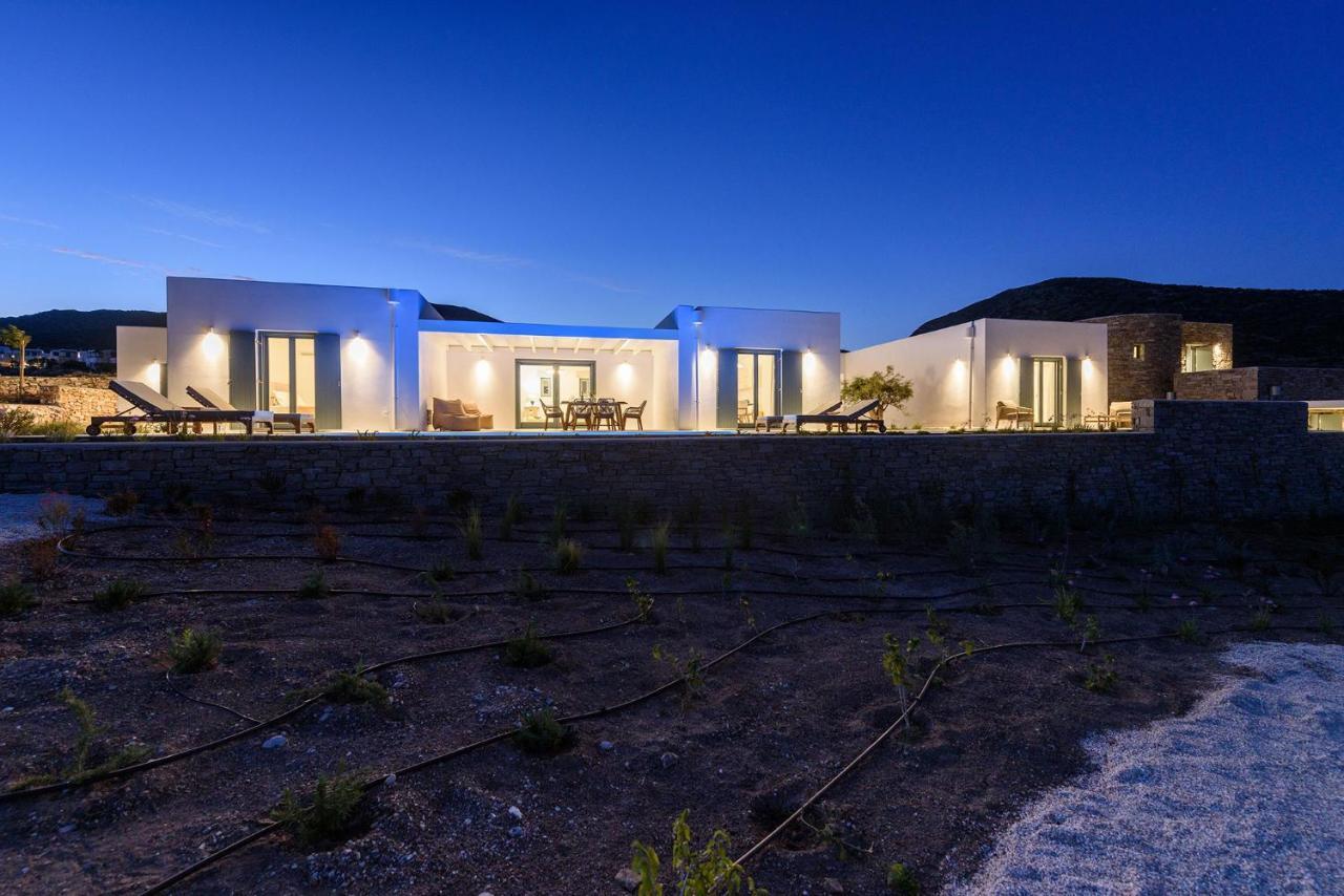 Villa Complex White And Rocks Páros Exterior foto